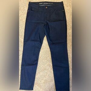 Old Navy Mid-Rise Super Skinny Jeans Dark 10